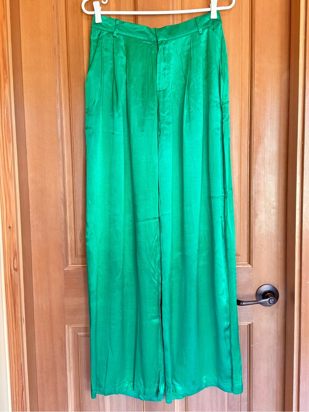 BNWT Cin Cin Green Satin Wide-Leg Pants - Small